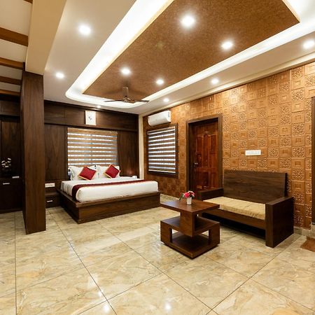Marza Inn Kalpatta Ngoại thất bức ảnh