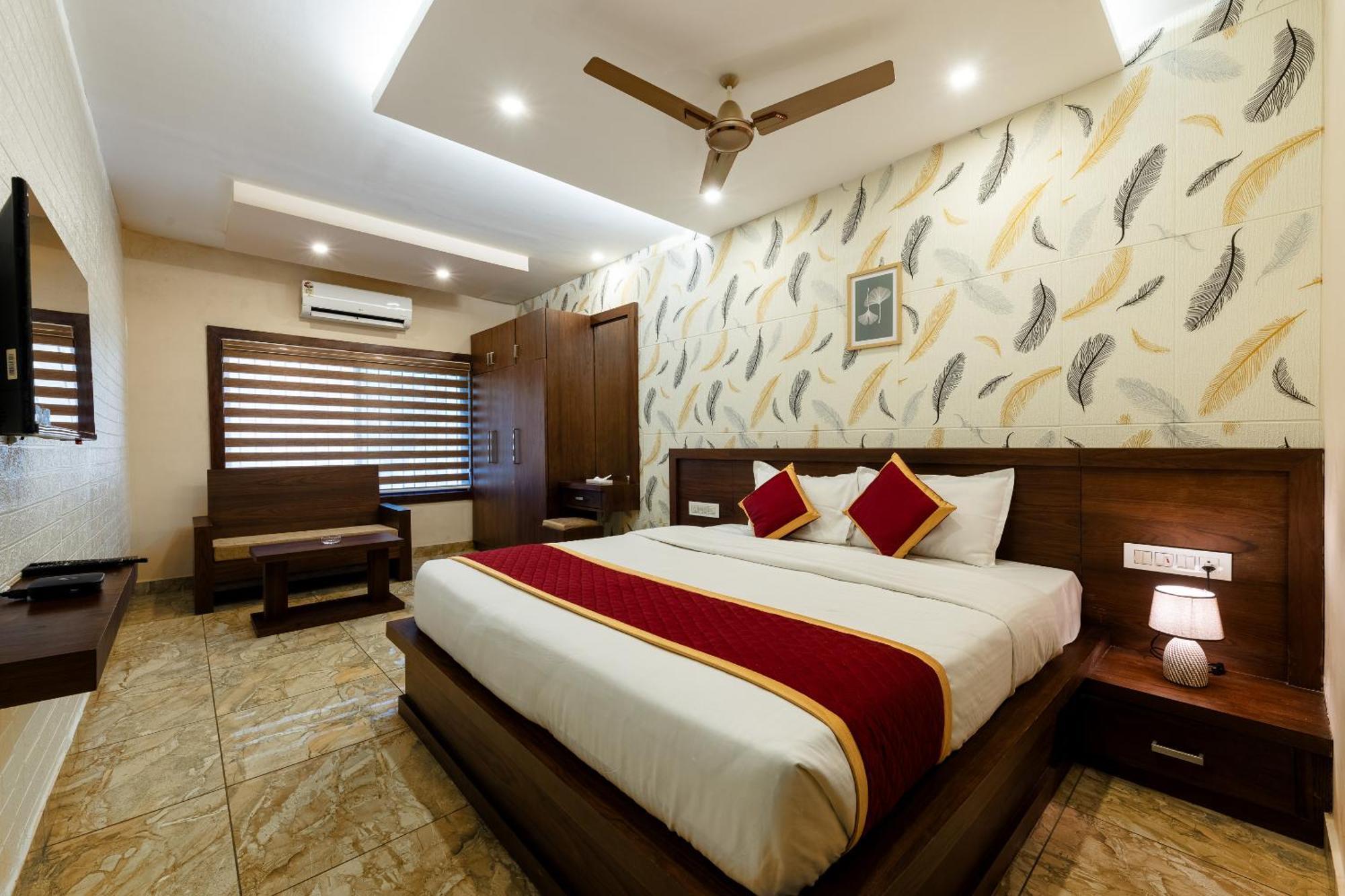 Marza Inn Kalpatta Ngoại thất bức ảnh